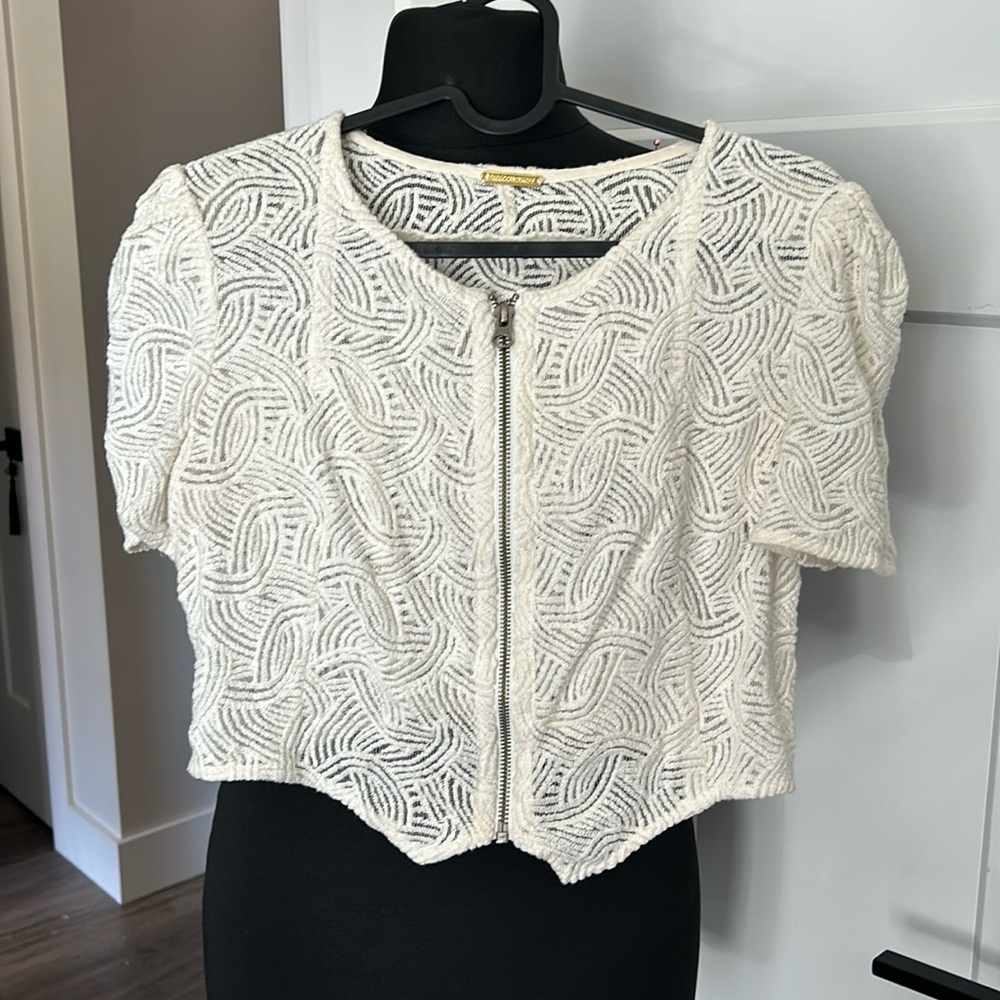 Rebecca Minkoff cream lace blouse